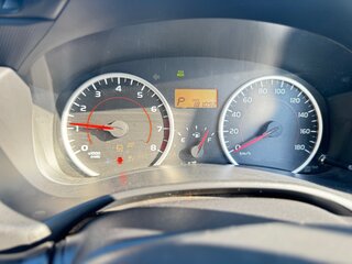 2012 Toyota Wish II Рестайлинг, белый, 1300000 рублей, вид 3