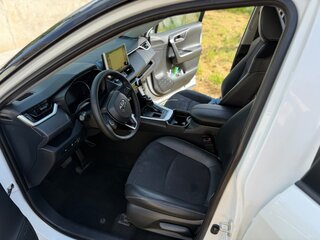 2021 Toyota RAV4 V (XA50), белый, 3850000 рублей, вид 5