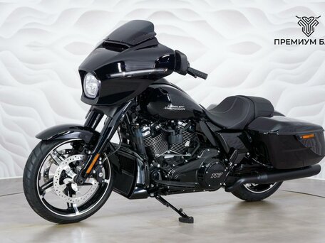 2024 Harley-Davidson Street Glide, чёрный, 2999000 рублей, вид 3