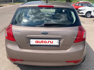2011 Kia Ceed I Рестайлинг, бежевый, 920000 рублей, вид 3