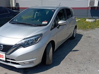2019 Nissan Note II Рестайлинг, серый, 1030000 рублей, вид 1