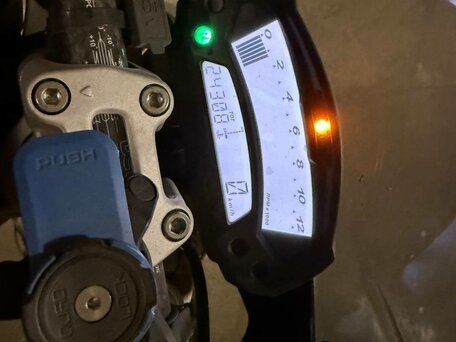 2015 Ducati Monster 796, красный, 600000 рублей, вид 3