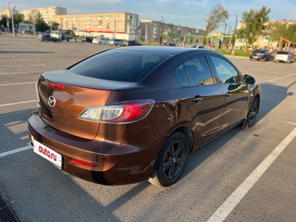 2012 Mazda 3 II (BL) Рестайлинг, коричневый, 980000 рублей - вид 1