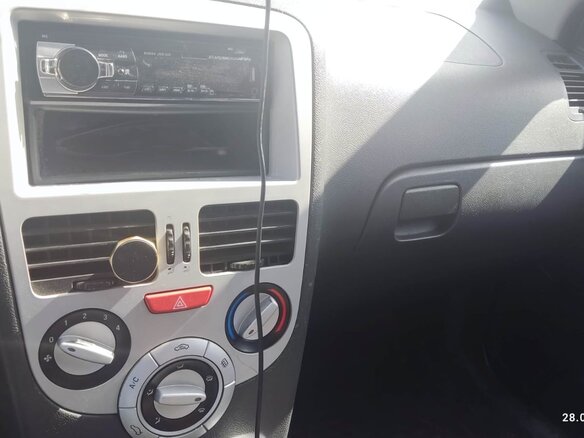 2011 Chery Bonus (A13), серебристый, 300000 рублей - вид 6