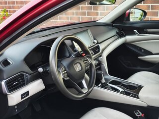 2018 Honda Accord X, красный, 2150000 рублей, вид 5