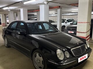 2001 Mercedes-Benz E-Класс 320 II (W210, S210) Рестайлинг, серебристый, 1340000 рублей, вид 3