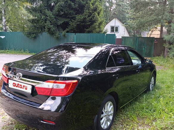 2013 Toyota Camry VII (XV50), чёрный - вид 2