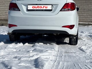 2016 Hyundai Solaris I Рестайлинг, белый, 930000 рублей, вид 4