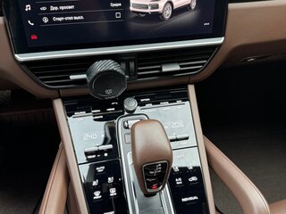 2022 Porsche Cayenne III, бежевый, 11500000 рублей, вид 4