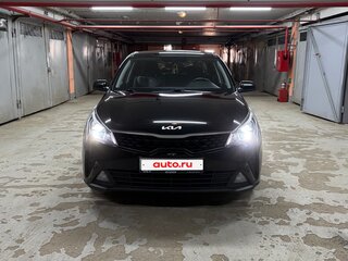 2021 Kia Rio IV Рестайлинг, чёрный, 1500000 рублей, вид 3