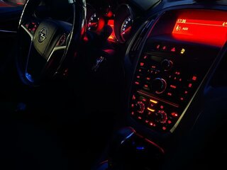 2013 Opel Astra J Рестайлинг, чёрный, 950000 рублей, вид 4
