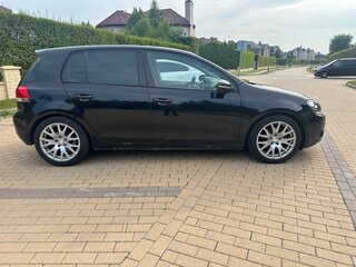 2012 Volkswagen Golf VI, чёрный, 750000 рублей, вид 3