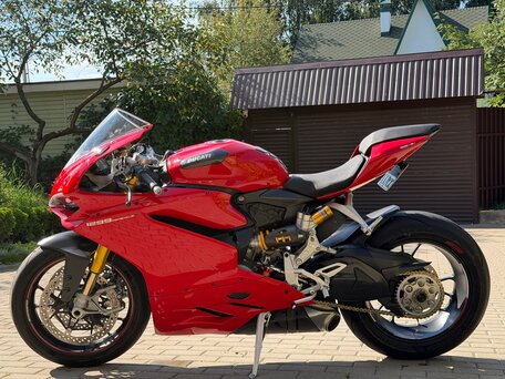 2015 Ducati 1299 Panigale, красный, 1300000 рублей, вид 4