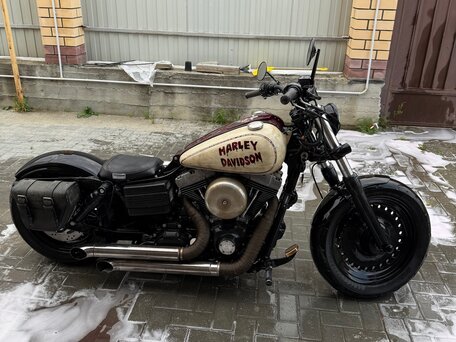 2005 Harley-Davidson Dyna Convertible, белый, 800000 рублей, вид 4