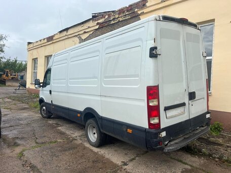 2008 Iveco Daily, белый, 1400000 рублей, вид 2