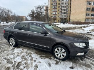 2010 Skoda Superb II, коричневый, 950000 рублей, вид 4