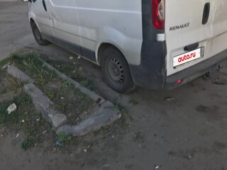 2011 Renault Trafic II Рестайлинг, белый, 1000000 рублей, вид 4