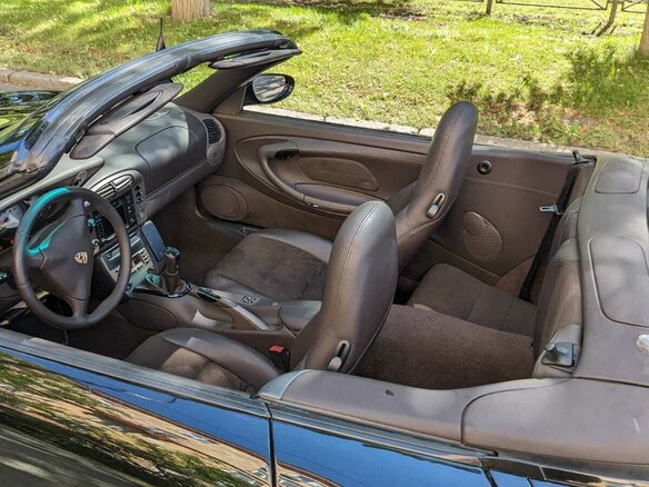 1998 Porsche 911 Carrera 4 V (996), чёрный, 2900000 рублей - вид 1