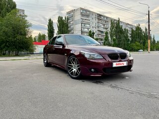 2008 BMW 5 серии 525i V (E60/E61) Рестайлинг, красный, 1700000 рублей, вид 3