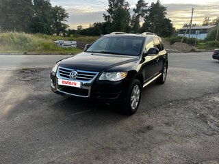 2009 Volkswagen Touareg I Рестайлинг, чёрный, 1250000 рублей, вид 1