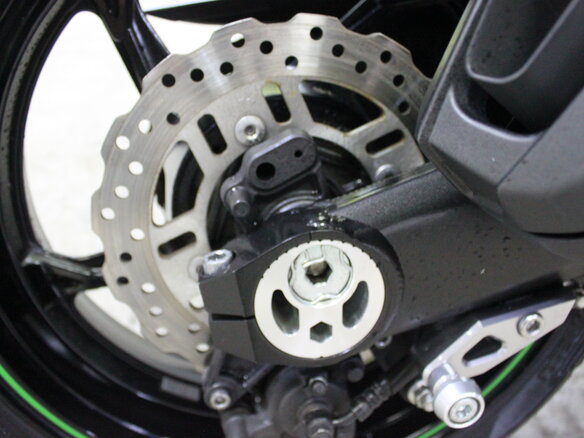 2013 Kawasaki Z 1000, зелёный - вид 12