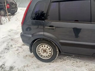 2007 Ford Fusion I Рестайлинг, фиолетовый, 400000 рублей, вид 4