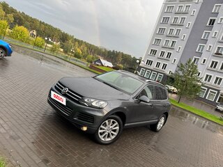 2012 Volkswagen Touareg II, серый, 1970000 рублей, вид 2
