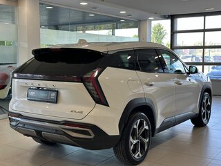 2024 Geely Atlas II, белый, 2567000 рублей, вид 4