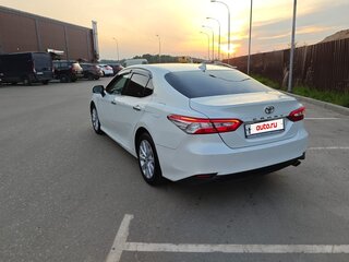 2019 Toyota Camry VIII (XV70), белый, 2250000 рублей, вид 5