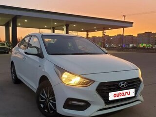 2017 Hyundai Solaris II, белый, 890000 рублей, вид 3