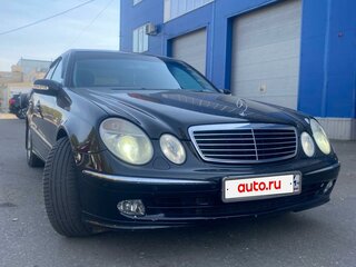 2004 Mercedes-Benz E-Класс 200 III (W211, S211), чёрный, 950000 рублей, вид 3