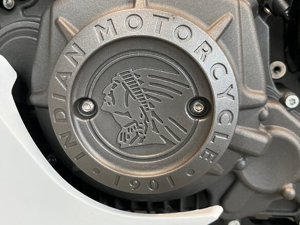 2022 Indian FTR 1200, белый, 1080000 рублей - вид 7