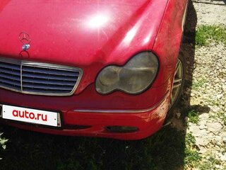 2001 Mercedes-Benz C-Класс 240 II (W203), красный, 470000 рублей, вид 2