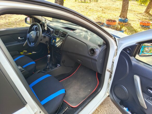 2016 Renault Logan II, белый, 750000 рублей - вид 5
