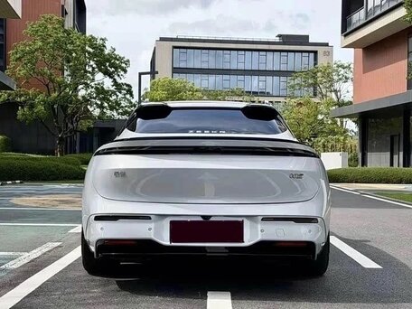 2025 Zeekr 007 GT 100 kWh, белый, 5653000 рублей, вид 5