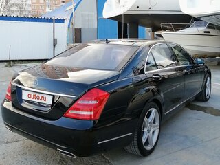 2011 Mercedes-Benz S-Класс 250 Long V (W221) Рестайлинг, чёрный, 3700000 рублей, вид 3