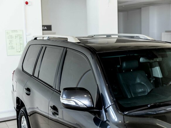 2010 Toyota Land Cruiser 200 Series, серый, 2700000 рублей - вид 9