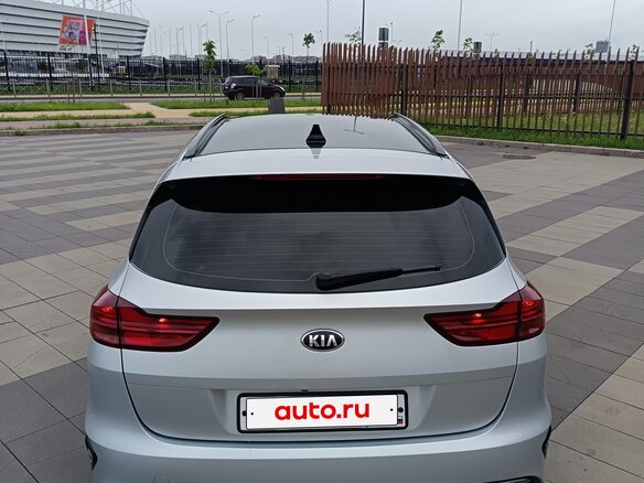 2019 Kia Ceed III, серебристый, 1900000 рублей - вид 15