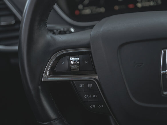 2018 Lincoln Nautilus I, серебристый - вид 10