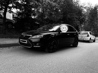 2010 Ford Focus II Рестайлинг, чёрный, 700000 рублей, вид 5