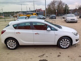 2013 Opel Astra J Рестайлинг, белый, 1180000 рублей, вид 4