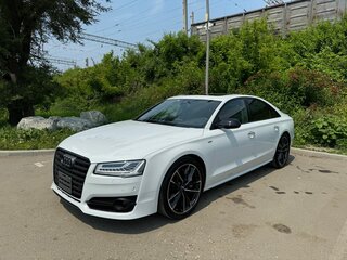2017 Audi S8 III (D4) Рестайлинг, белый, 10800000 рублей, вид 1