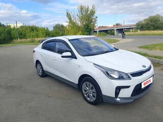 2019 Kia Rio IV, белый, 950000 рублей, вид 2