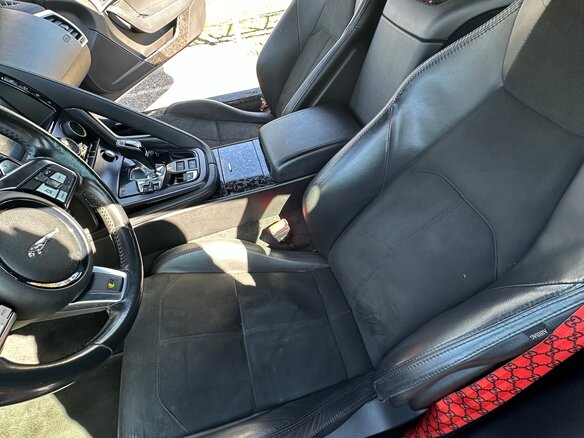 2017 Jaguar F-Type I Рестайлинг, белый, 3700000 рублей - вид 15