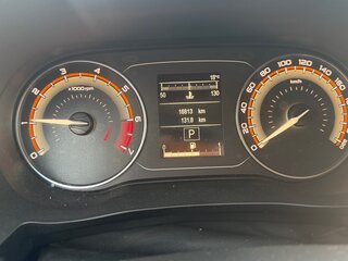 2024 Lada (ВАЗ) Vesta SW Cross I Рестайлинг (NG), белый, 1500000 рублей, вид 3