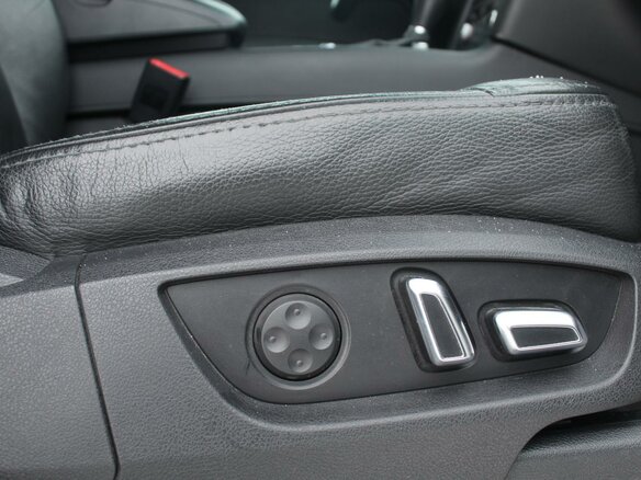 2010 Audi Q7 I (4L) Рестайлинг, белый - вид 16