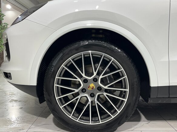 2020 Porsche Cayenne III, белый, 5698000 рублей - вид 20