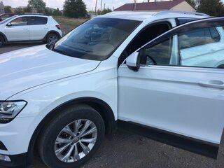 2017 Volkswagen Tiguan II, белый, 2000000 рублей, вид 1