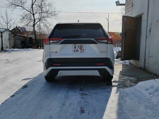 2019 Toyota RAV4 V (XA50), белый, 3490000 рублей, вид 3