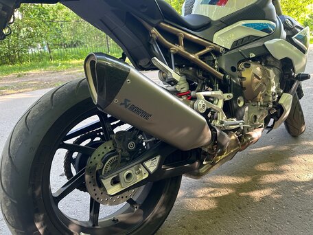 2023 BMW S 1000 R, белый, 1890000 рублей, вид 4